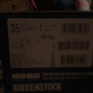 NEW IN BOX Birkenstock rare Patent Fuchsia Tulip Arizona sandal size 35